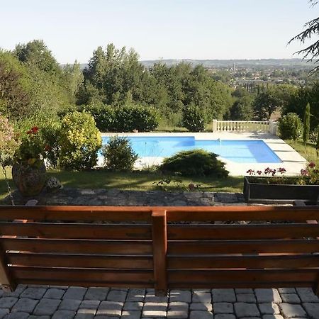 Les Deux Cedres Apartment Bergerac Bagian luar foto