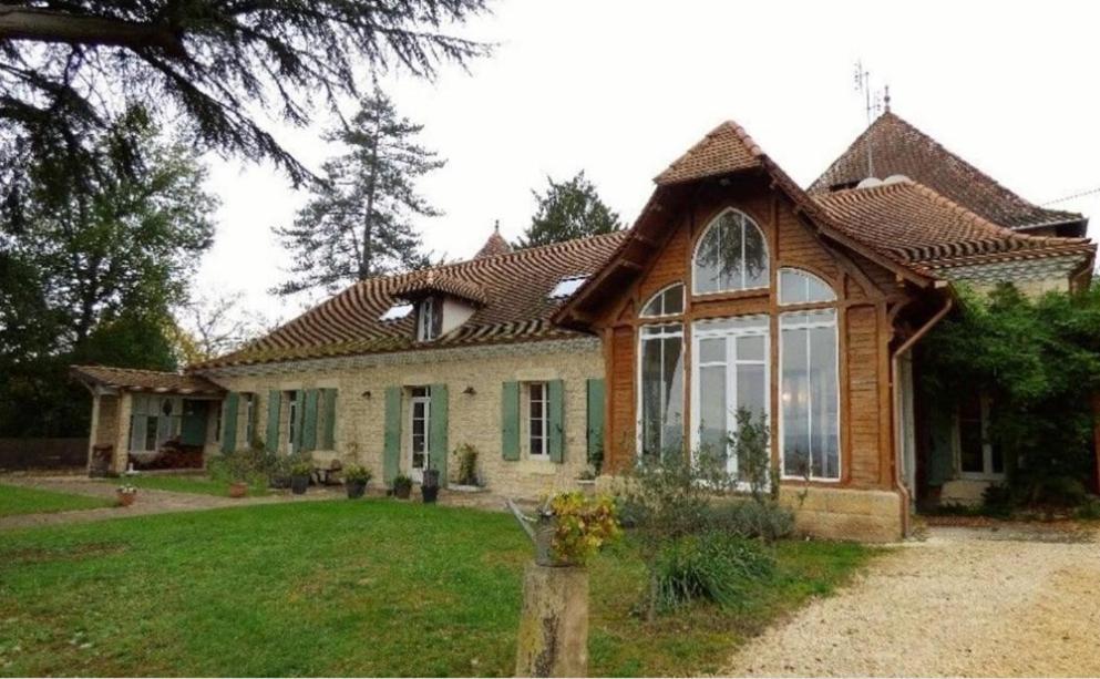 Les Deux Cedres Apartment Bergerac Bagian luar foto