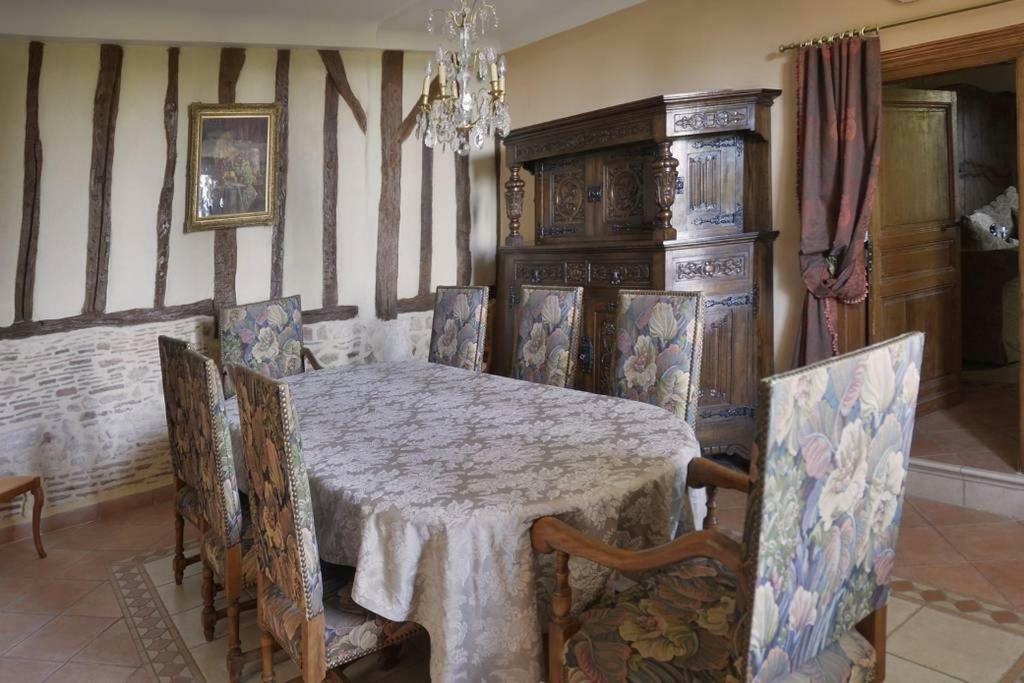 Les Deux Cedres Apartment Bergerac Bagian luar foto